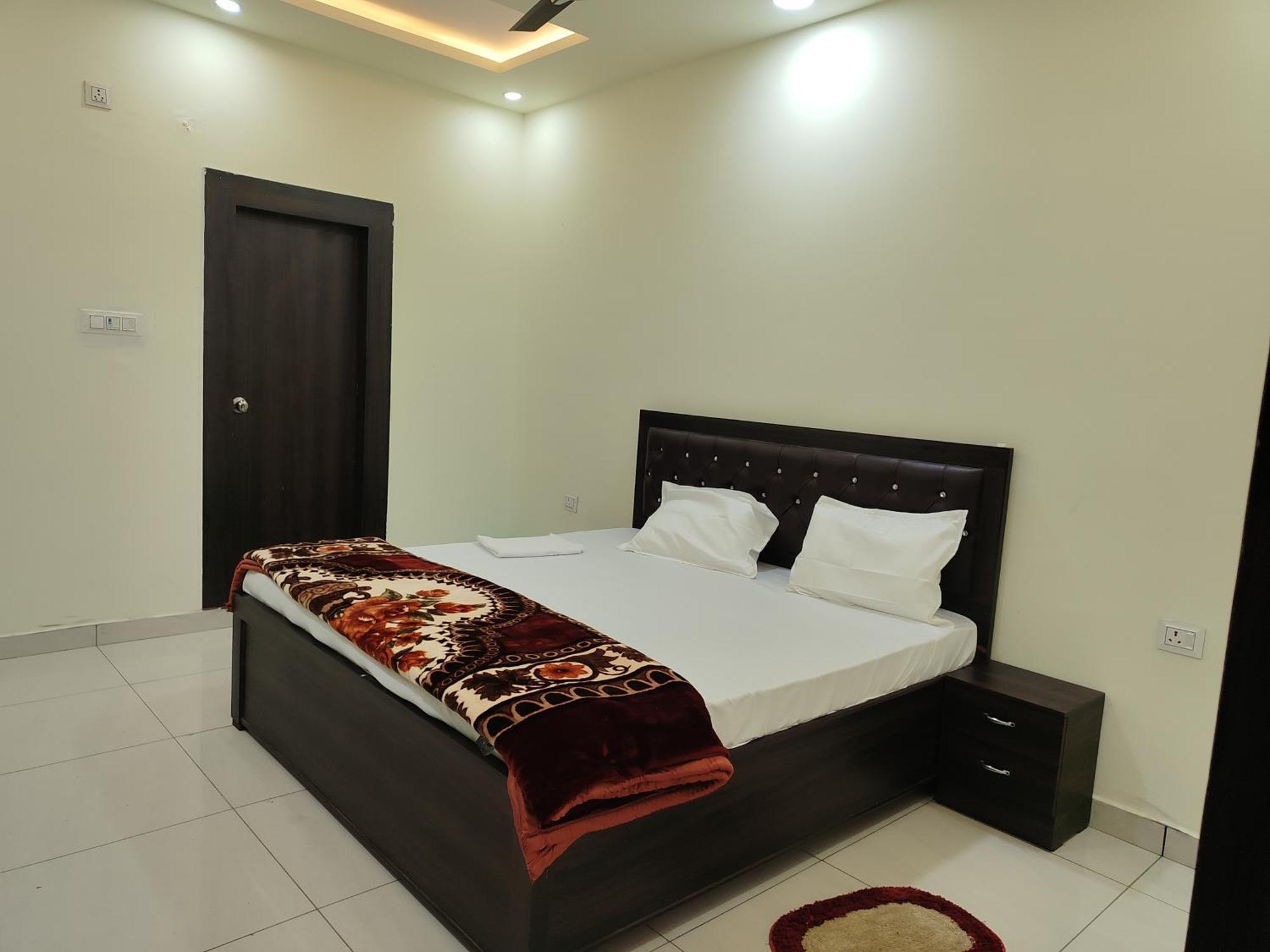 Hotel Dev International Khalilabad المظهر الخارجي الصورة